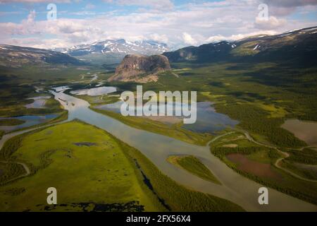 Der Blick auf das Rapadalen Tal von einem Hubschrauber aus, Sarek Nationalpark, Schwedisch Lappland. Stockfoto