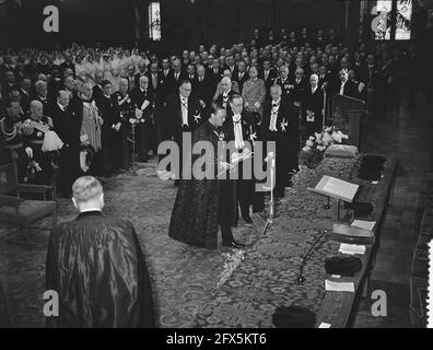 Fürst Bernhard Landkommandant im Orden des Hl. Johannes Ridderzaal, 26. Juni 1954, Fürsten, Niederlande, 20. Jahrhundert Presseagentur Foto, Nachrichten zu erinnern, Dokumentarfilm, historische Fotografie 1945-1990, visuelle Geschichten, Menschliche Geschichte des zwanzigsten Jahrhunderts, Momente in der Zeit festzuhalten Stockfoto