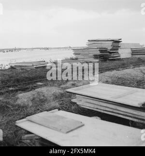 Vorgefertigte Schott für den Bau von Kasernen ist bereit, Oktober 1945, Erholung, zweiter Weltkrieg, Wiederaufbau, Niederlande, Presseagentur des 20. Jahrhunderts, Foto, Nachrichten zum erinnern, Dokumentarfilm, historische Fotografie 1945-1990, visuelle Geschichten, Menschliche Geschichte des zwanzigsten Jahrhunderts, Momente in der Zeit festzuhalten Stockfoto