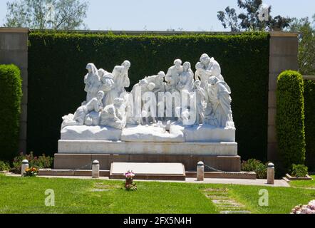 Cypress, California, USA 24. Mai 2021 EIN allgemeiner Blick auf die Atmosphäre des Forest Lawn Cypress Memorial Park am 24. Mai 2021 in Cypress, California, USA. Foto von Barry King/Alamy Stockfoto Stockfoto