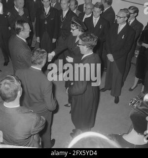 Prinz Bernhard eröffnete Studenthouse Westermarkt in Amsterdam, 16. Oktober 1962, Studentenhäuser, Niederlande, 20. Jahrhundert Presseagentur Foto, Nachrichten zu erinnern, Dokumentarfilm, historische Fotografie 1945-1990, visuelle Geschichten, Menschliche Geschichte des zwanzigsten Jahrhunderts, Momente in der Zeit festzuhalten Stockfoto