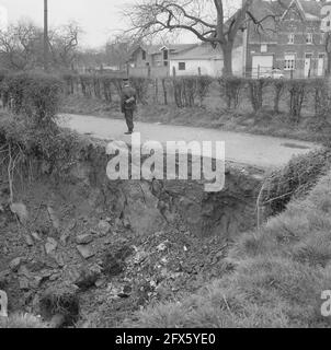 Erdrutsche in der belgischen Gemeinde Zichen-Zussen-bolder, Absenkung, 5. April 1966, Absenkung, Gemeinden, Niederlande, Presseagentur des 20. Jahrhunderts, Foto, Nachrichten zu erinnern, Dokumentarfilm, historische Fotografie 1945-1990, visuelle Geschichten, Menschliche Geschichte des zwanzigsten Jahrhunderts, Momente in der Zeit festzuhalten Stockfoto