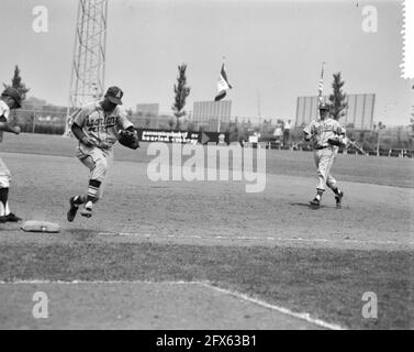 Haarlem Baseballwoche. Spielmoment zwischen Grand Rapids Sullivans und England Spartans 13-6. Game Moment, 3. Juli 1963, Sport, Fußball, Niederlande, Presseagentur des 20. Jahrhunderts, Foto, Nachrichten zum erinnern, Dokumentarfilm, historische Fotografie 1945-1990, visuelle Geschichten, Menschliche Geschichte des zwanzigsten Jahrhunderts, Momente in der Zeit festzuhalten Stockfoto