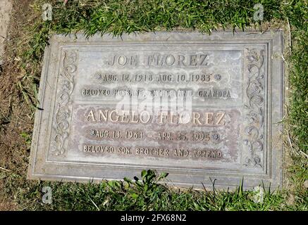 Cypress, California, USA 24. Mai 2021 EIN allgemeiner Blick auf die Atmosphäre des Disney-Schauspielers Angel Florez, alias Angelo Florez's Grab im Forest Lawn Cypress Memorial Park am 24. Mai 2021 in Cypress, California, USA. Foto von Barry King/Alamy Stockfoto Stockfoto