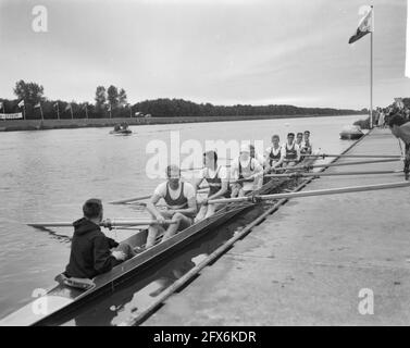 Hollandia Cup Rennen auf der Bosbaan. Das Team von Proteus, 19. Juni 1961, Besatzung, Ruderer, Niederlande, 20. Jahrhundert Presseagentur Foto, Nachrichten zu erinnern, Dokumentarfilm, historische Fotografie 1945-1990, visuelle Geschichten, Menschliche Geschichte des zwanzigsten Jahrhunderts, Momente in der Zeit festzuhalten Stockfoto