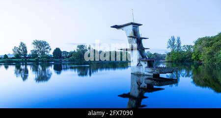 Old Diving Platform Coate Water Country Park, Swindon, England Stockfoto