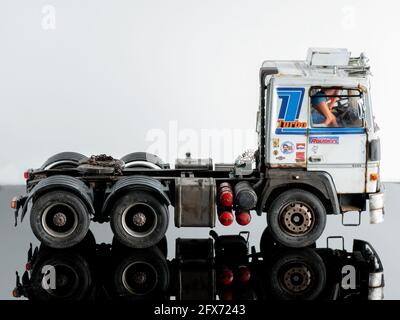 LKW Renault R360 von Italeri Maßstab 1/24 Modellbausatz Stockfoto