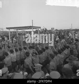 Jamboree 1963 beim Marathon Griechenland. Die Niederländer marschieren durch, 12 1963. August, Niederlande, Foto der Presseagentur des 20. Jahrhunderts, News to remember, Dokumentarfilm, historische Fotografie 1945-1990, visuelle Geschichten, Menschliche Geschichte des zwanzigsten Jahrhunderts, Momente in der Zeit festzuhalten Stockfoto