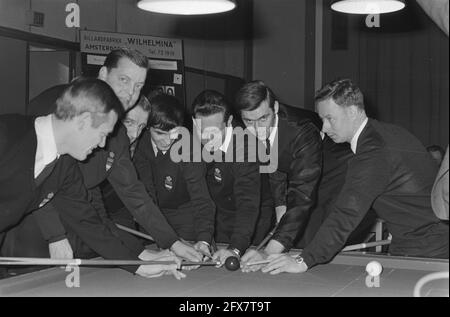 Championship Billard Ereklasse Anker-Kader 47/2, Amsterdam, 14. Januar 1971, BILJARTEN, MEISTERSCHAFT, Niederlande, Foto der Presseagentur des 20. Jahrhunderts, zu erinnerende Nachrichten, Dokumentarfilm, historische Fotografie 1945-1990, visuelle Geschichten, Menschliche Geschichte des zwanzigsten Jahrhunderts, Momente in der Zeit festzuhalten Stockfoto