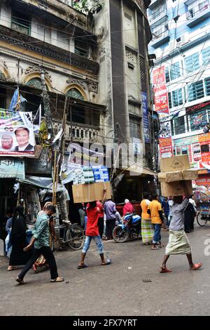 Die pulsierenden Märkte im Chawk Bazar in Dhaka, Bangladesch. Stockfoto