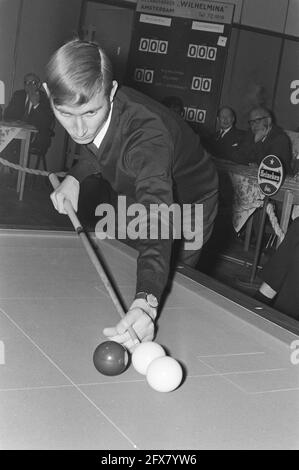 Niederländische Meisterschaft der ereklasse anker-kader 47/2, der 20-jährige W. Steures, 14. Januar 1971, Billard, Sport, Niederlande, Presseagentur des 20. Jahrhunderts, Foto, Nachrichten zum erinnern, Dokumentarfilm, historische Fotografie 1945-1990, visuelle Geschichten, Menschliche Geschichte des zwanzigsten Jahrhunderts, Momente in der Zeit festzuhalten Stockfoto