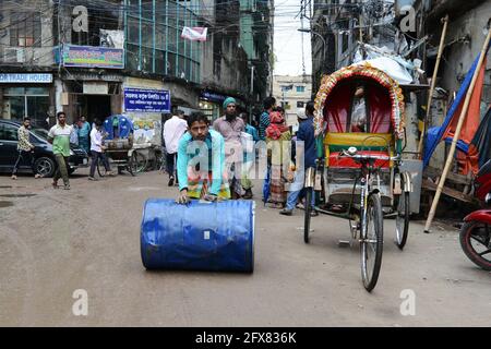 Die pulsierenden Märkte im Chawk Bazar in Dhaka, Bangladesch. Stockfoto