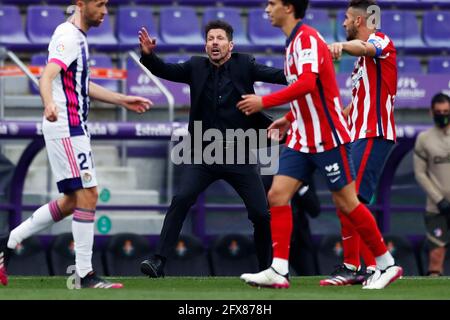 Valladolid, Spanien. Kredit: D. 22. Mai 2021. Diego Simeone (Atletico) Fußball/Fußball : Spiel der spanischen Primera-Division „Liga Santander“ zwischen Real Valladolid CF 1-2 Atletico de Madrid im Estadio Municipal Jose Zorrilla in Valladolid, Spanien. Quelle: D .Nakashima/AFLO/Alamy Live News Stockfoto