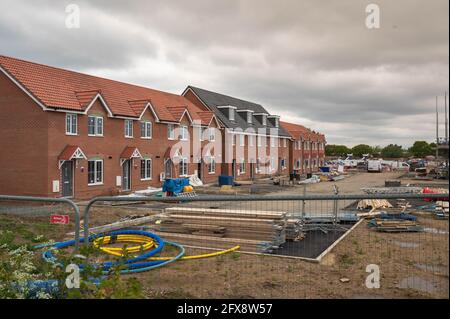 Ein Blick auf neue Stadthäuser, die auf dem gebaut werden Am Rande von Norwich Norfolk Stockfoto