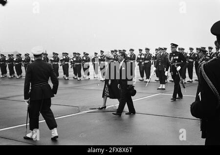 Besuch des mexikanischen Präsidenten mit Frau und Tochter in den Niederlanden. Ankunft, 3. April 1963, ECHTGENOTES, Ankunft, Besuche, Töchter, Präsidenten, Niederlande, Foto der Presseagentur des 20. Jahrhunderts, zu erinnerende Nachrichten, Dokumentation, historische Fotografie 1945-1990, visuelle Geschichten, Menschliche Geschichte des zwanzigsten Jahrhunderts, Momente in der Zeit festzuhalten Stockfoto