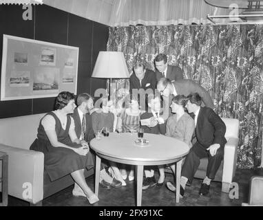 Treffen der Top-Spieler in Dordrecht, 13. Februar 1960, Treffen, Top-Spieler, Niederlande, Presseagentur des 20. Jahrhunderts, Foto, Nachrichten zum erinnern, Dokumentarfilm, historische Fotografie 1945-1990, visuelle Geschichten, Menschliche Geschichte des zwanzigsten Jahrhunderts, Momente in der Zeit festzuhalten Stockfoto