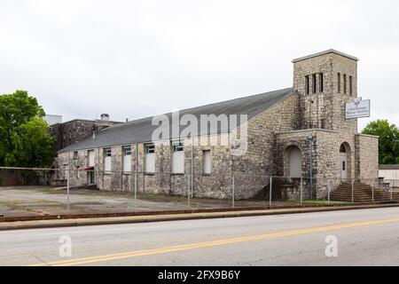 CHATTANOOGA, TN, USA-10 MAY 2021: Das Gebäude der Chattanooga Rettungsmission. Steingebäude. Stockfoto