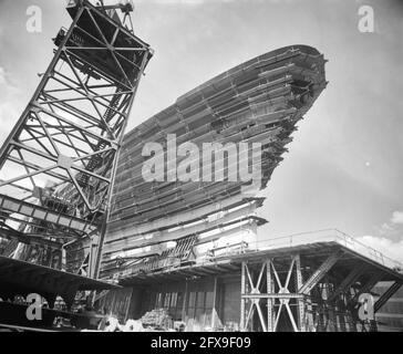 Bauflaggschiff Rotterdam für den HAU bei RDM, 4. Juni 1958, Schiffbau, Niederlande, 20. Jahrhundert Presseagentur Foto, Nachrichten zu erinnern, Dokumentarfilm, historische Fotografie 1945-1990, visuelle Geschichten, Menschliche Geschichte des zwanzigsten Jahrhunderts, Momente in der Zeit festzuhalten Stockfoto