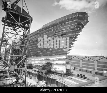 Bauflaggschiff Rotterdam für den HAU bei RDM, 4. Juni 1958, Schiffbau, Niederlande, 20. Jahrhundert Presseagentur Foto, Nachrichten zu erinnern, Dokumentarfilm, historische Fotografie 1945-1990, visuelle Geschichten, Menschliche Geschichte des zwanzigsten Jahrhunderts, Momente in der Zeit festzuhalten Stockfoto