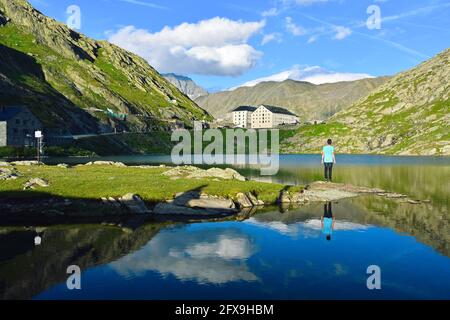 Besuch des Grossen Sankt Bernhard, der Martigny im Kanton Wallis, Schweiz, mit Aosta in der Region Aostatal, Italien verbindet. Stockfoto