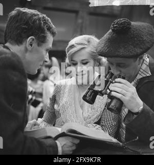 Brigadoon musikalische Komödie für das NCRV-Fernsehen; Jenny Arean, 24. Januar 1964, Schauspielerinnen, Musicals, Musik, Fernsehen, Sänger, Niederlande, 20. Jahrhundert Presseagentur Foto, Nachrichten zu erinnern, Dokumentarfilm, historische Fotografie 1945-1990, visuelle Geschichten, Menschliche Geschichte des zwanzigsten Jahrhunderts, Momente in der Zeit festzuhalten Stockfoto