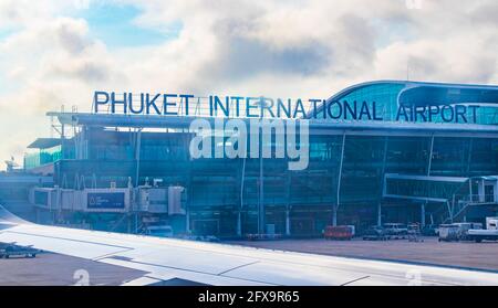 Phuket Thailand 10. Oktober 2018 Landung auf dem internationalen Flughafen Phuket Thalang Phuket Thailand. Stockfoto