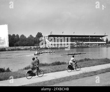 Internationale Ruderrennen Bosbaan. Ziel jung 8B, 10. Juni 1956, Ruderregatten, Ziel, Niederlande, Presseagentur des 20. Jahrhunderts, Foto, Nachrichten zum erinnern, Dokumentarfilm, historische Fotografie 1945-1990, visuelle Geschichten, Menschliche Geschichte des zwanzigsten Jahrhunderts, Momente in der Zeit festzuhalten Stockfoto