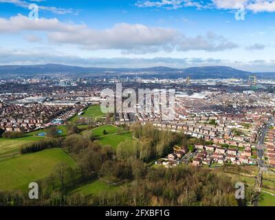 Luftdrohnenaufnahme von Belfast Nordirland Stockfoto