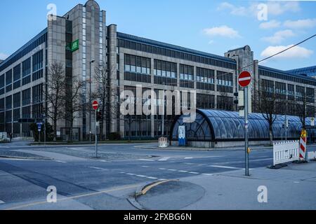 Bürogebäude der größten deutschen Krankenkasse, der AOK in München Neuperlach. Stockfoto