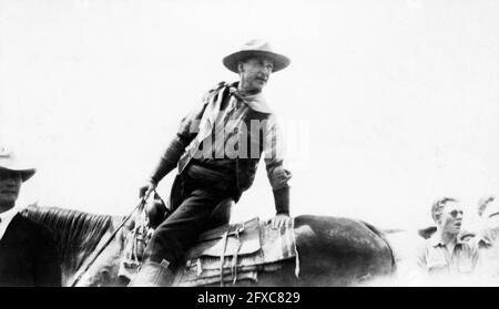 WILLIAM S. hart am CUSTER HILL Schlacht am KLEINEN GROSSEN HORN 50-jähriges Jubiläum Gedenkfeier am 25. Juni 1926 Stockfoto