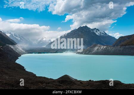 Malerischer Blick auf den türkisfarbenen Tasman Lake Stockfoto