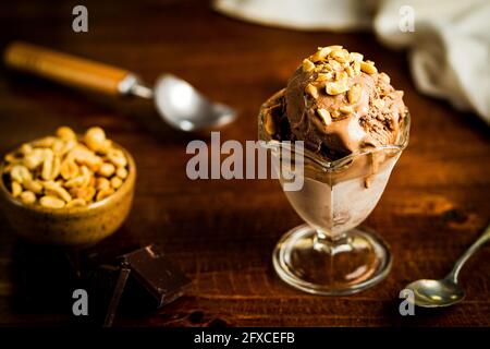 Schokolade Erdnussbutter Eis Stockfoto