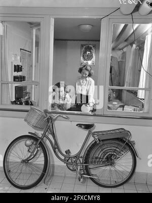 Palace Soestdijk Interiors and internal staff, 7. Juni 1946, INTERIORS, PERSONNEL, Niederlande, Presseagentur des 20. Jahrhunderts, Foto, Nachrichten zum erinnern, Dokumentarfilm, historische Fotografie 1945-1990, visuelle Geschichten, Menschliche Geschichte des zwanzigsten Jahrhunderts, Momente in der Zeit festzuhalten Stockfoto