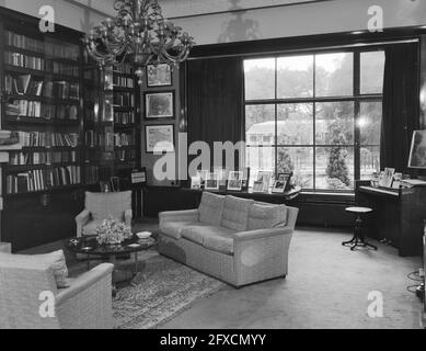 Palace Soestdijk Interiors and internal staff, 7. Juni 1946, INTERIORS, PERSONNEL, Niederlande, Presseagentur des 20. Jahrhunderts, Foto, Nachrichten zum erinnern, Dokumentarfilm, historische Fotografie 1945-1990, visuelle Geschichten, Menschliche Geschichte des zwanzigsten Jahrhunderts, Momente in der Zeit festzuhalten Stockfoto