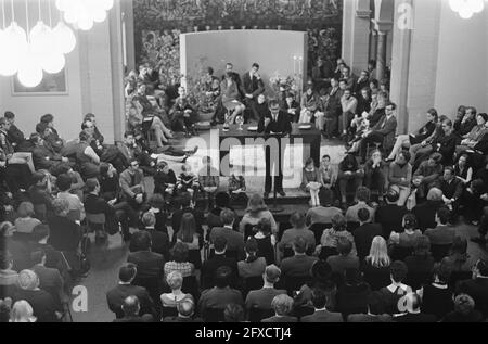 P. Huub Oosterhuis, Student Pastor des St. Ignatius College Overview, 2. März 1969, Übersichten, Niederlande, 20. Jahrhundert Presseagentur Foto, Nachrichten zu erinnern, Dokumentarfilm, historische Fotografie 1945-1990, visuelle Geschichten, Menschliche Geschichte des zwanzigsten Jahrhunderts, Momente in der Zeit festzuhalten Stockfoto