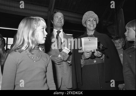 Staatsbesuch Schwedisches Königspaar in den Niederlanden; Besuch in Ketelhaven, 26. Oktober 1976, Königspaare, Staatsbesuche, Niederlande, Presseagentur des 20. Jahrhunderts, Foto, Nachrichten zum erinnern, Dokumentarfilm, historische Fotografie 1945-1990, visuelle Geschichten, Menschliche Geschichte des zwanzigsten Jahrhunderts, Momente in der Zeit festzuhalten Stockfoto