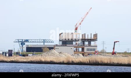 Bau eines Verwaltungsgebäudes, das in den Niederlanden gebaut wird Stockfoto