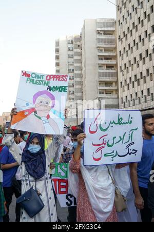 A-Pro Palestine Protestveranstaltung im Karachi Press Club während des Palästina- und Israel-Konflikts zeigen die pakistanischen Bürger ihre Unterstützung für Palästina. Stockfoto