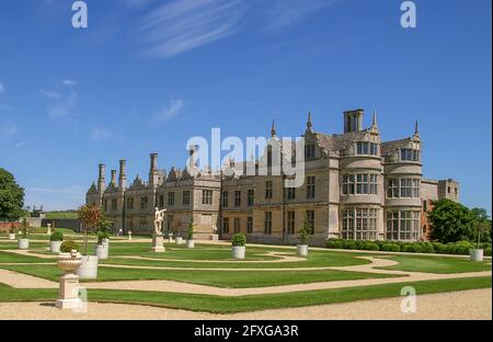 Kirby Hall aus dem 16. Jahrhundert, ein Hauptbeispiel eines elisabethanischen Wunderhauses, in der Nähe von Gretton, Northamptonshire, Großbritannien Stockfoto