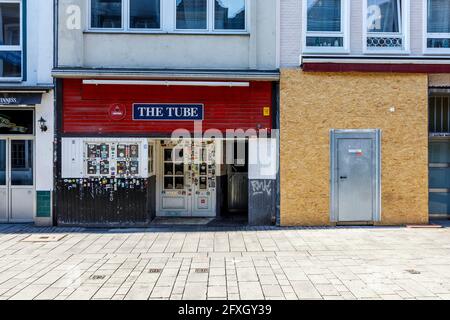 Kultpub The Tube an der Kurzen Straße in der Düsseldorfer Altstadt Stockfoto