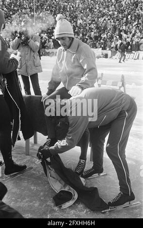 Eisschnelllauf-Weltmeisterschaften in Oslo (Norwegen). Bols und Verkerk, 15. Februar 1970, Skaten, Sport, Niederlande, Presseagentur des 20. Jahrhunderts, Foto, Nachrichten zum erinnern, Dokumentarfilm, historische Fotografie 1945-1990, visuelle Geschichten, Menschliche Geschichte des zwanzigsten Jahrhunderts, Momente in der Zeit festzuhalten Stockfoto