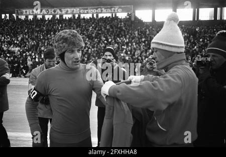 Eisschnelllauf-Weltmeisterschaften in Oslo (Norwegen). Verkerk und Verheyen, 15. Februar 1970, Skaten, Sport, Niederlande, Presseagentur des 20. Jahrhunderts, Foto, Nachrichten zum erinnern, Dokumentarfilm, historische Fotografie 1945-1990, visuelle Geschichten, Menschliche Geschichte des zwanzigsten Jahrhunderts, Momente in der Zeit festzuhalten Stockfoto