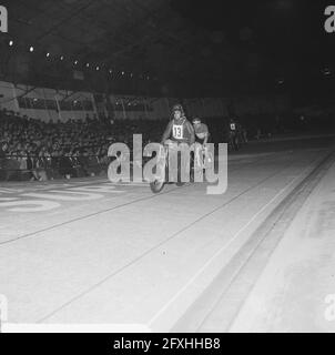 Weltmeisterschaften in Recourt. Final Pros Stayers, 7. August 1963, STAYERS, Finals, Pros, Weltmeisterschaft, Niederlande, Foto der Presseagentur des 20. Jahrhunderts, zu erinnerende Nachrichten, Dokumentation, historische Fotografie 1945-1990, visuelle Geschichten, Menschliche Geschichte des zwanzigsten Jahrhunderts, Momente in der Zeit festzuhalten Stockfoto