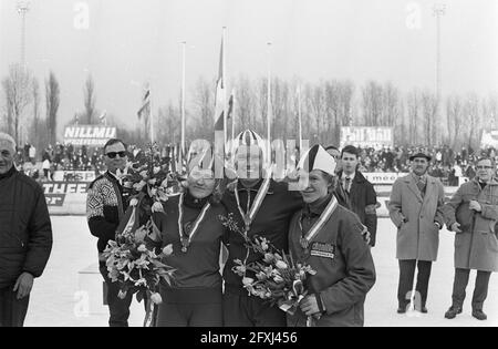 World Speed Skating Championship Deventer Ladies, 18. Februar 1967, Schlittschuhlaufen, Sport, Niederlande, Presseagentur des 20. Jahrhunderts, Foto, Nachrichten zum erinnern, Dokumentarfilm, historische Fotografie 1945-1990, visuelle Geschichten, Menschliche Geschichte des zwanzigsten Jahrhunderts, Momente in der Zeit festzuhalten Stockfoto