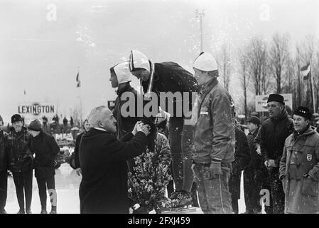 World Speed Skating Championship Deventer Ladies, 19. Februar 1967, Schlittschuhlaufen, Sport, Niederlande, Presseagentur des 20. Jahrhunderts, Foto, Nachrichten zum erinnern, Dokumentarfilm, historische Fotografie 1945-1990, visuelle Geschichten, Menschliche Geschichte des zwanzigsten Jahrhunderts, Momente in der Zeit festzuhalten Stockfoto