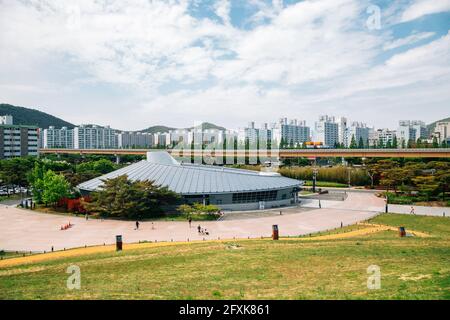 Gimhae, Korea - 24. April 2021 : Daeseong-dong Ancient Tombs Museum Stockfoto