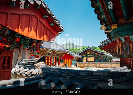Gimhae, Korea - 24. April 2021 : Königliches Grab von König Suro Stockfoto