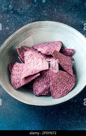 Blauen Mais-Tortilla-Chips Stockfoto