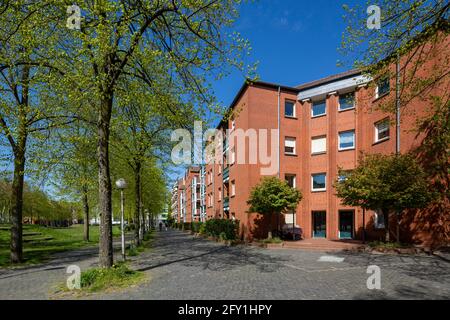 Deutschland, Oberhausen, Alt-Oberhausen, Ruhrgebiet, Niederrhein, Rheinland, Nordrhein-Westfalen, NRW, Entwicklungsgebiet am ehemaligen Südmarkt, Wohngebäude an der Gutenbergstraße, Mehrfamilienhäuser Stockfoto