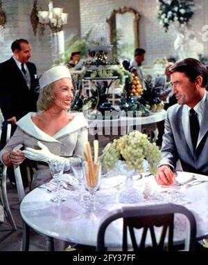 GESTALTUNG DES MGM-Films WOMAN 1957 mit Dolores Gray und Gregory Peck Stockfoto